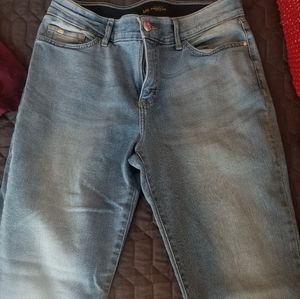 Lee jeans